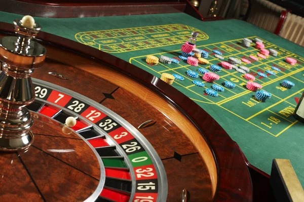Mobile app interface showing live games and sports markets